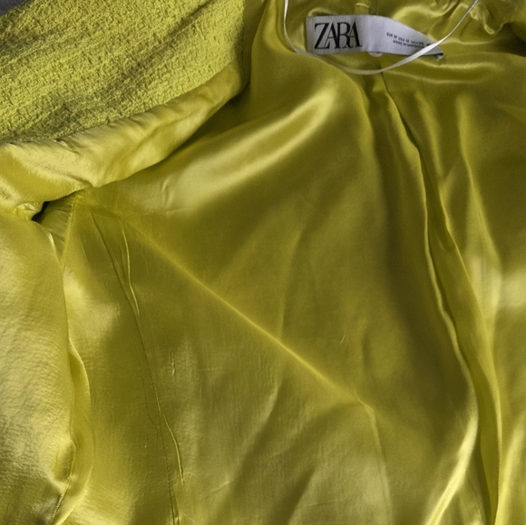 Chic Zara blazer. - Picture 6 of 7